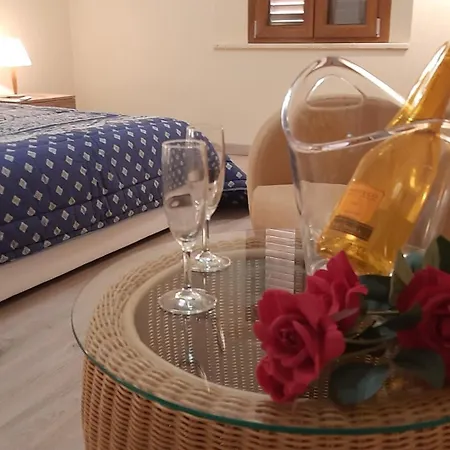 Tuscany Hills - Free Covered Parking Wifi Air Conditioning