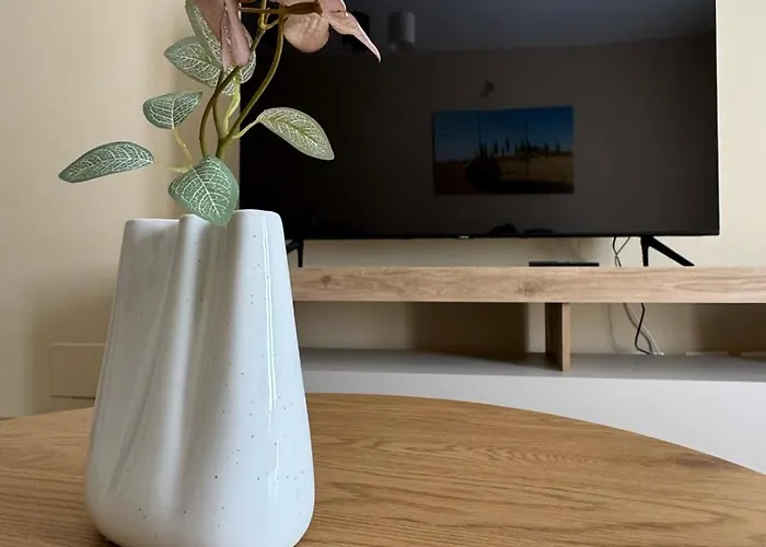 Tuscany Hills - Free Covered Parking Wifi Air Conditioning 토리타디시에나