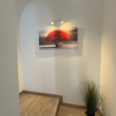 Tuscany Hills - Free Covered Parking Wifi Air Conditioning *