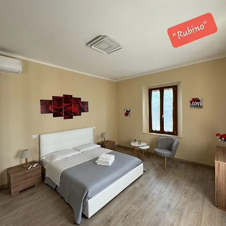 Tuscany Hills - Free Covered Parking Wifi Air Conditioning